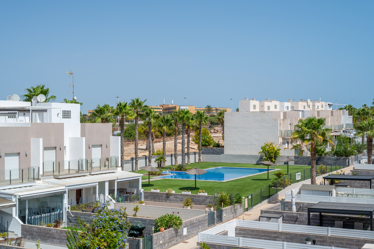 Terrace in terraced for sale in Torrevieja