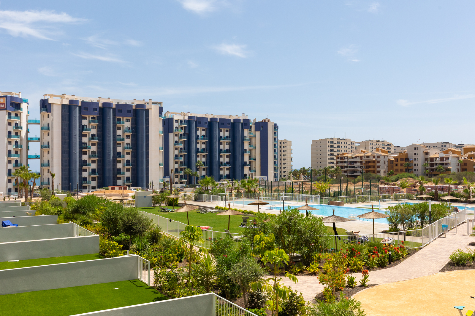 Pool area in apartment for sale in Torrevieja