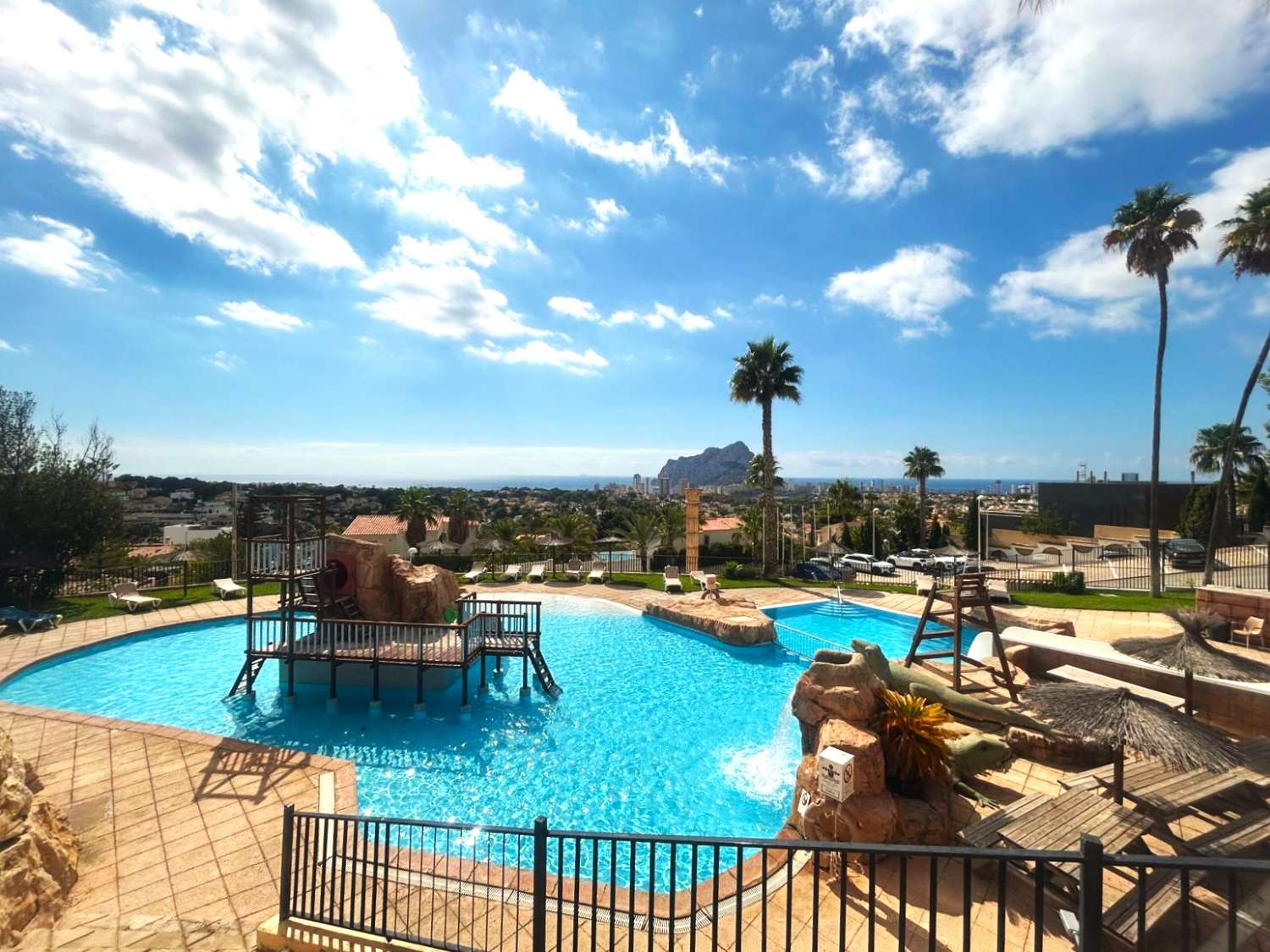 Pool area in bungalow for sale in Calpe