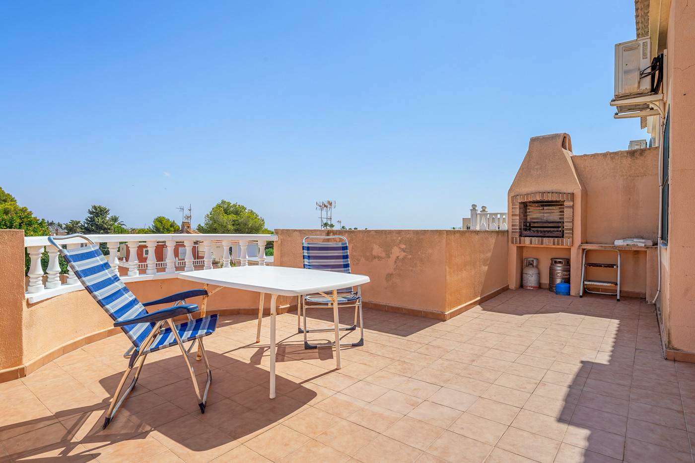 Exterior view in bungalow for sale in Cabo Roig