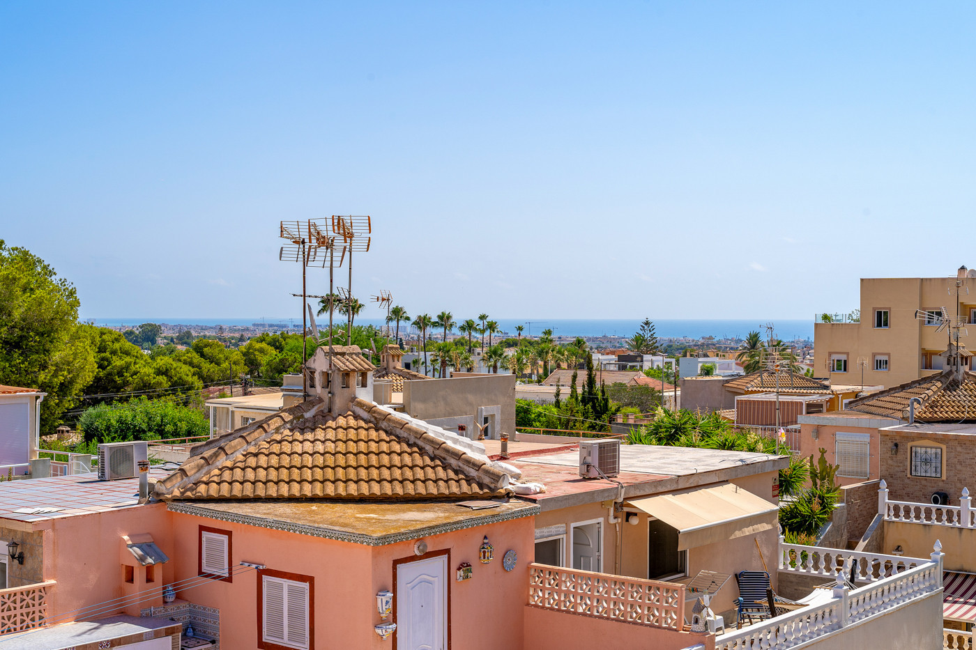 Bathroom in bungalow for sale in Cabo Roig