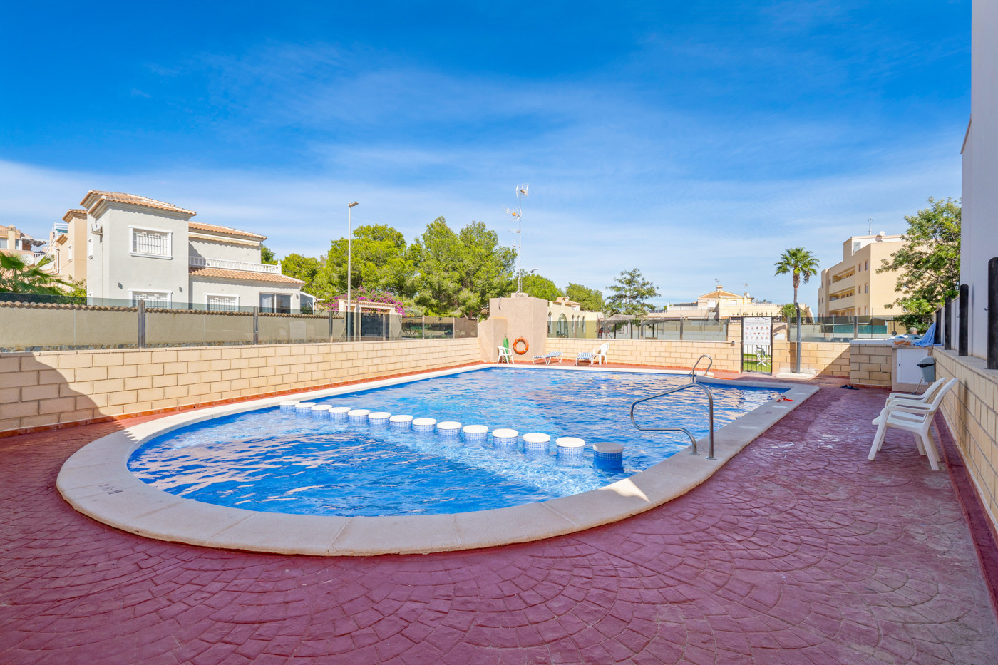 Exterior view in bungalow for sale in Cabo Roig