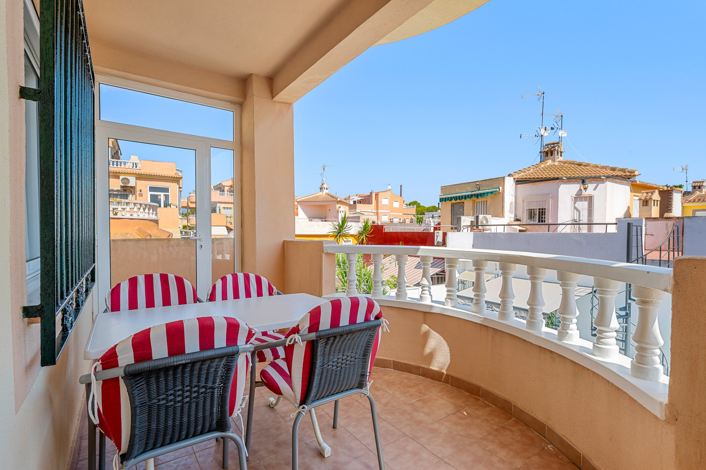 Are you looking for a holiday home with plenty of space for the whole family and generous outdoor areas