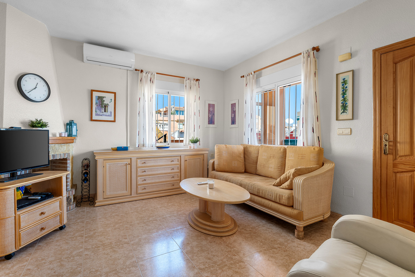 Terrace in bungalow for sale in Cabo Roig