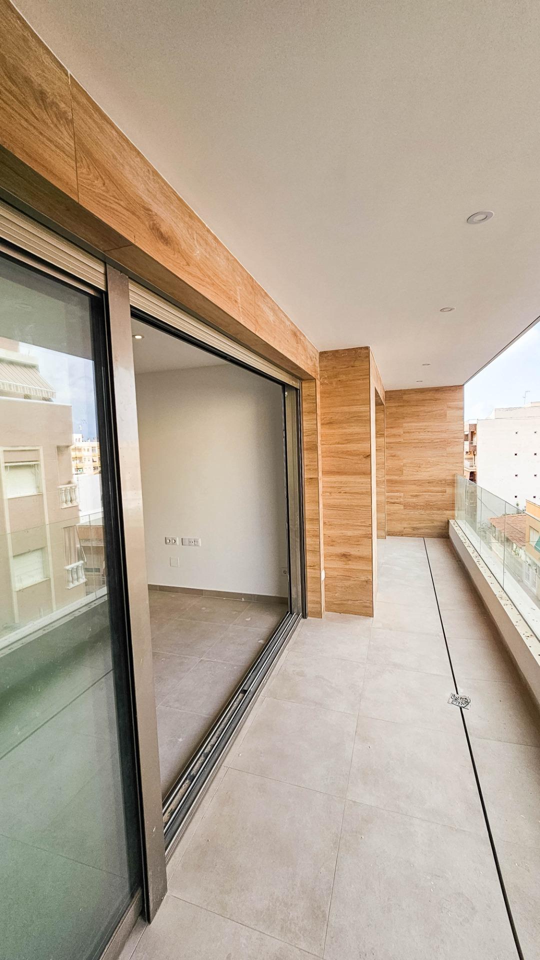 Kitchen in apartment for sale in Torrevieja