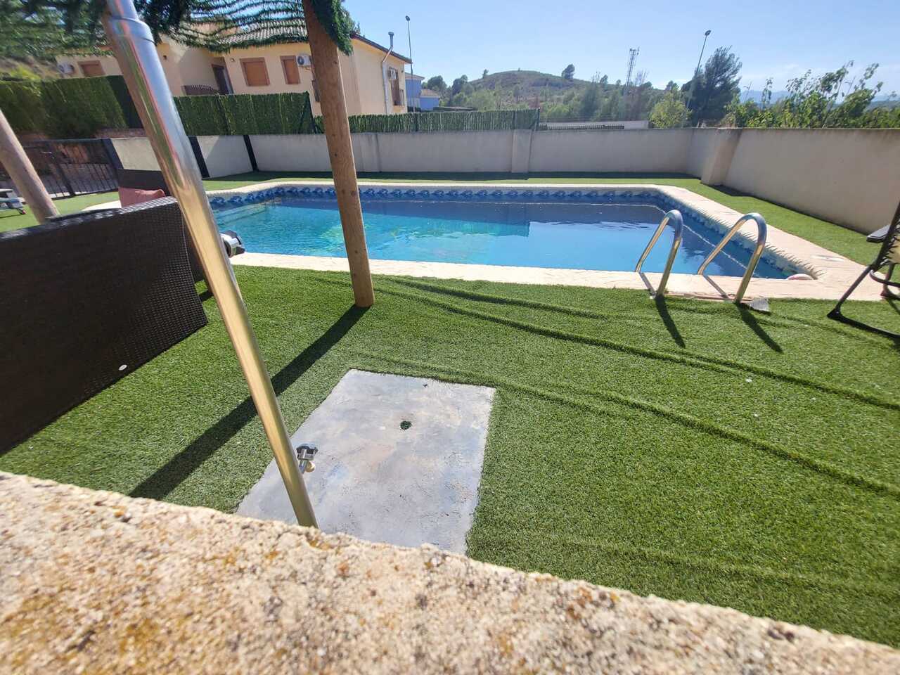 Terrace in villa for sale in Calasparra