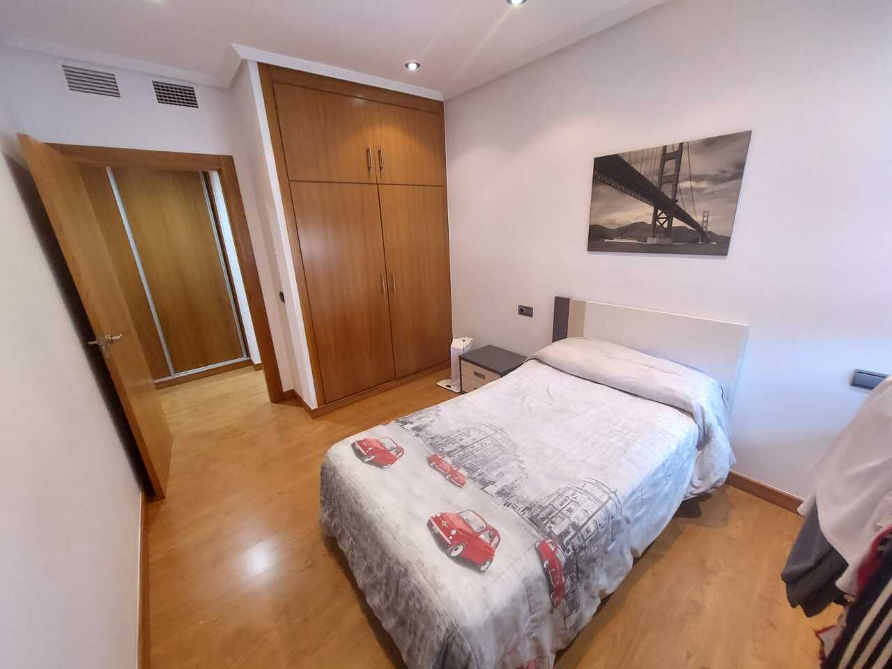 Bedroom in villa for sale in Calasparra