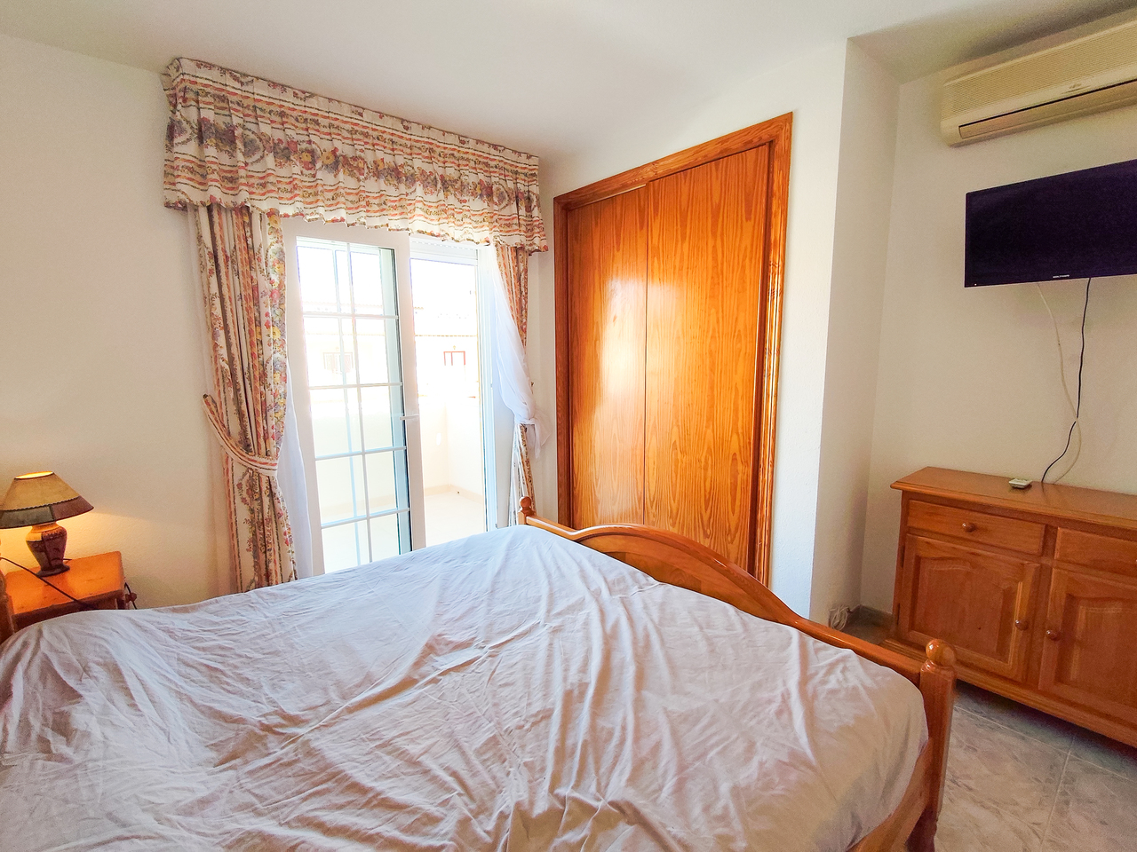 Exterior view in terraced for sale in Playa Flamenca