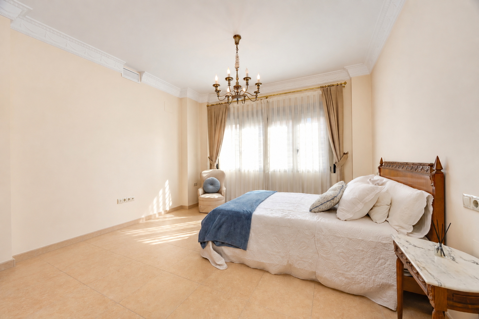 Terrace in villa for sale in Benejuzar