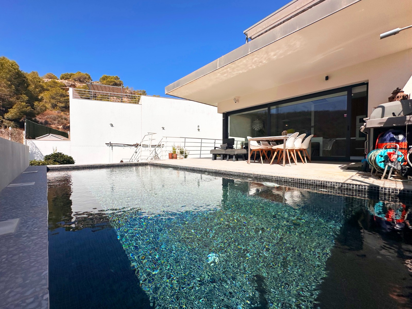 Exterior view in villa for sale in San Miguel de Salinas