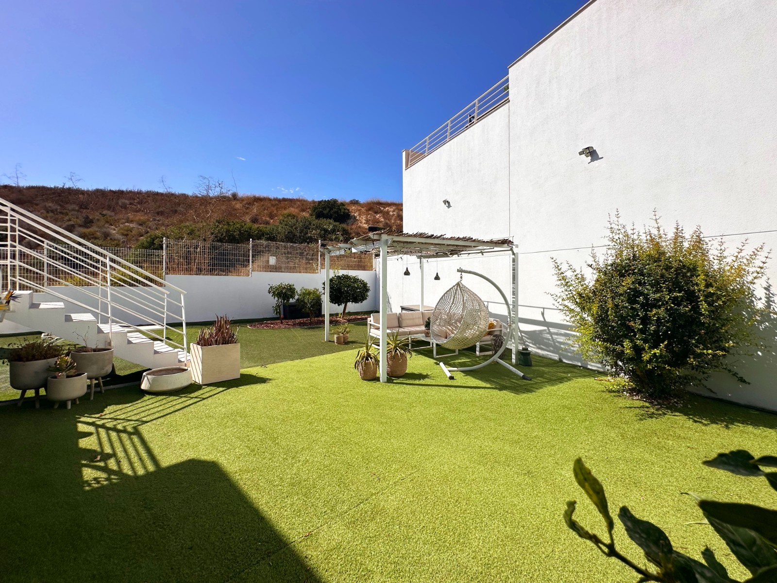 Pool area in villa for sale in San Miguel de Salinas