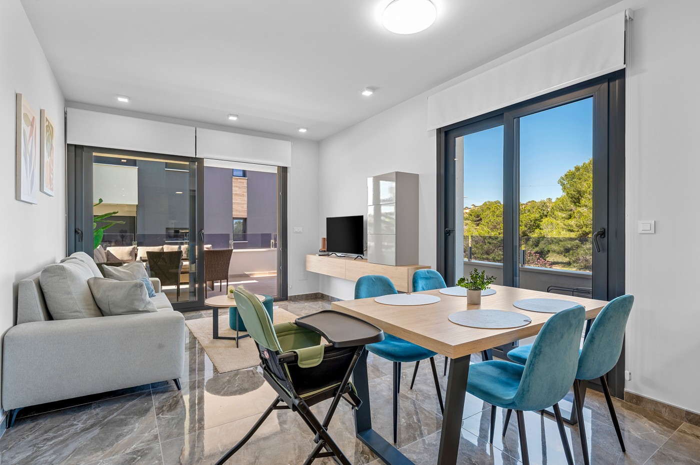 Living room in apartment for sale in Orihuela Costa