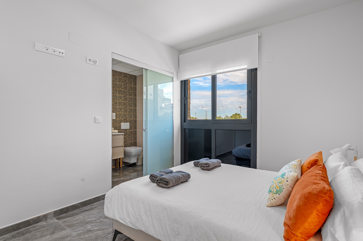 Master bedroom in apartment for sale in Orihuela Costa