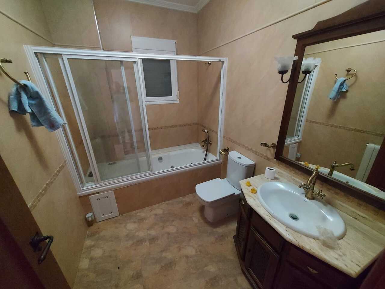Kitchen in villa for sale in Calasparra