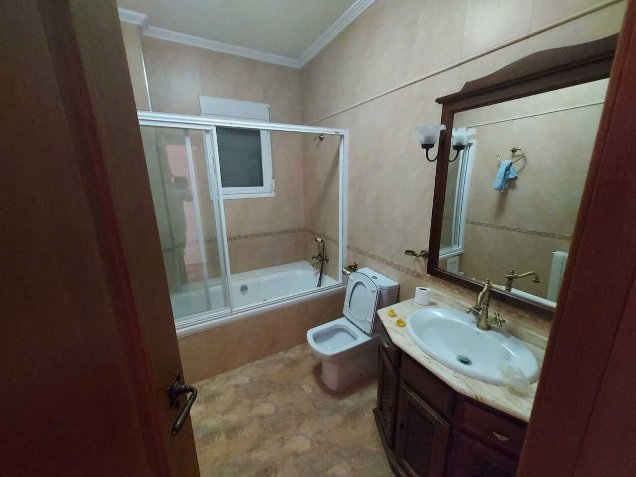 Master bedroom in villa for sale in Calasparra