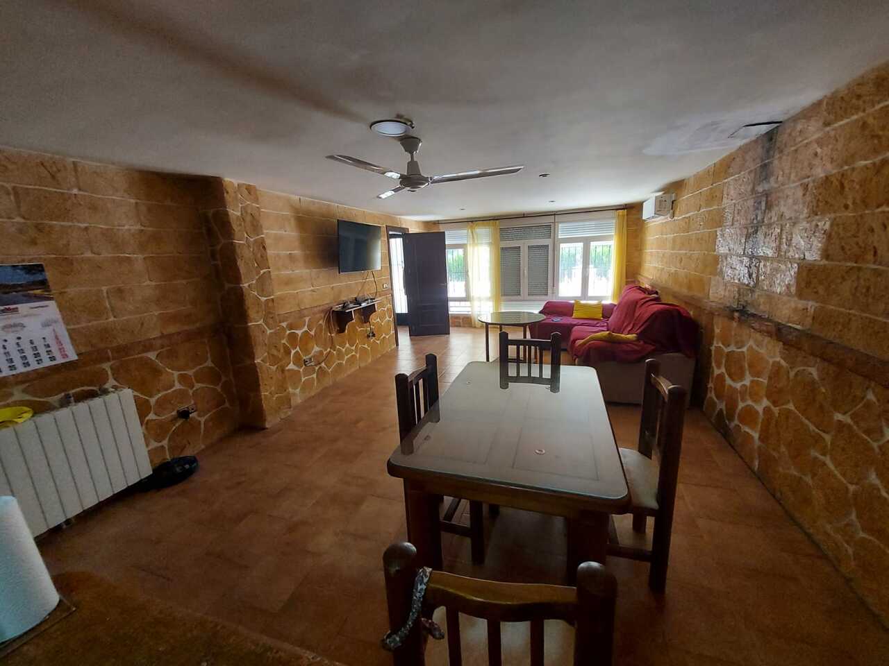 Bedroom in villa for sale in Calasparra