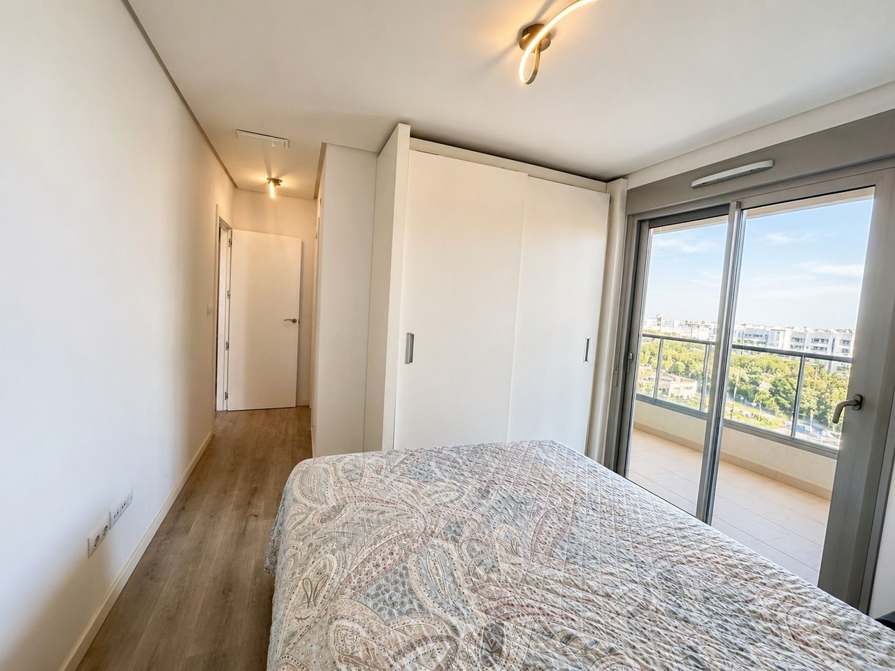 Bedroom in penthouse for sale in Los Dolses
