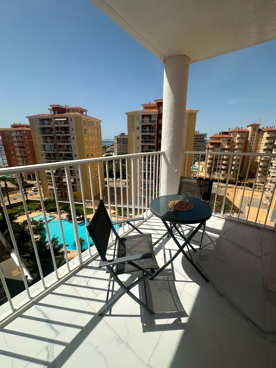 Master bedroom in apartment for sale in Cartagena