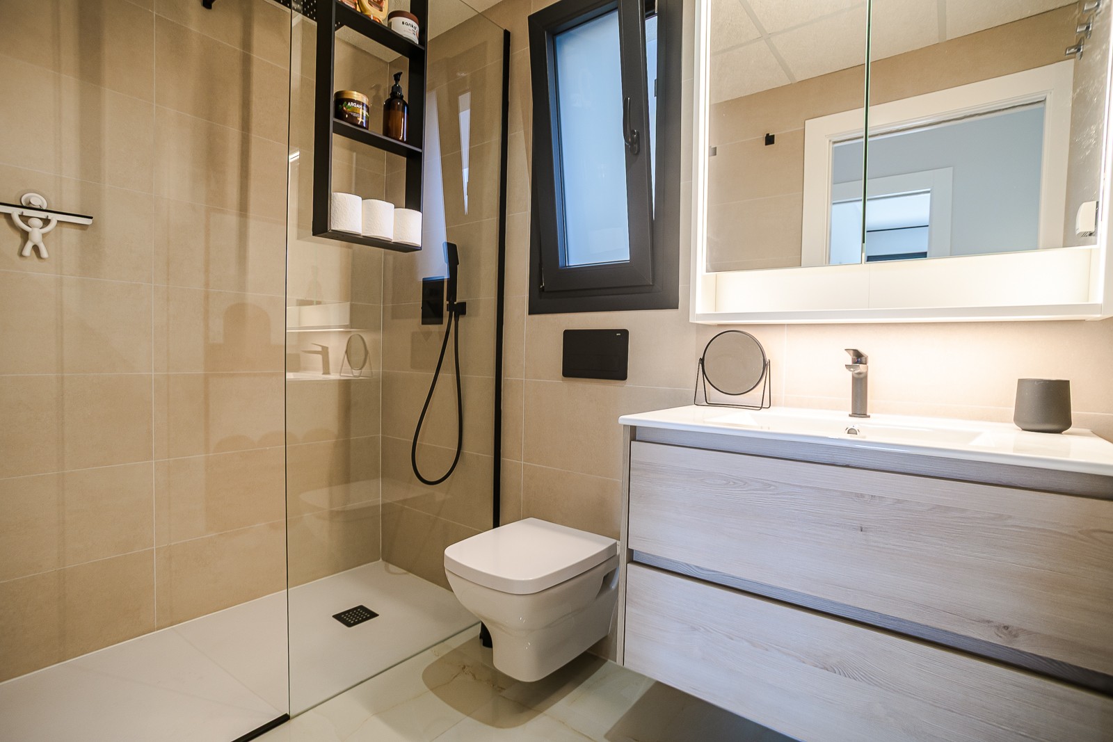 Bedroom in penthouse for sale in Orihuela Costa