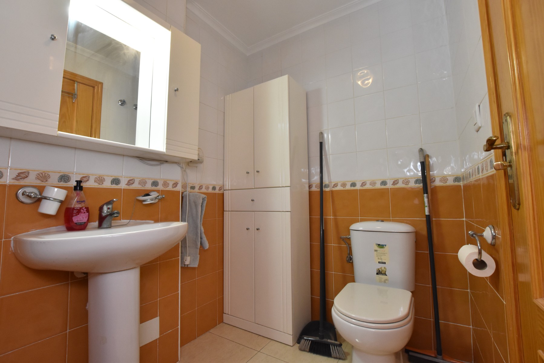 Living room in apartment for sale in Algorfa
