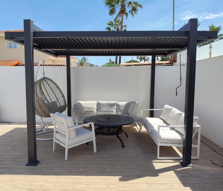 Vollständig renovierte 4-Zimmer-Villa mit Privatschwimmbad in Doña Pepa