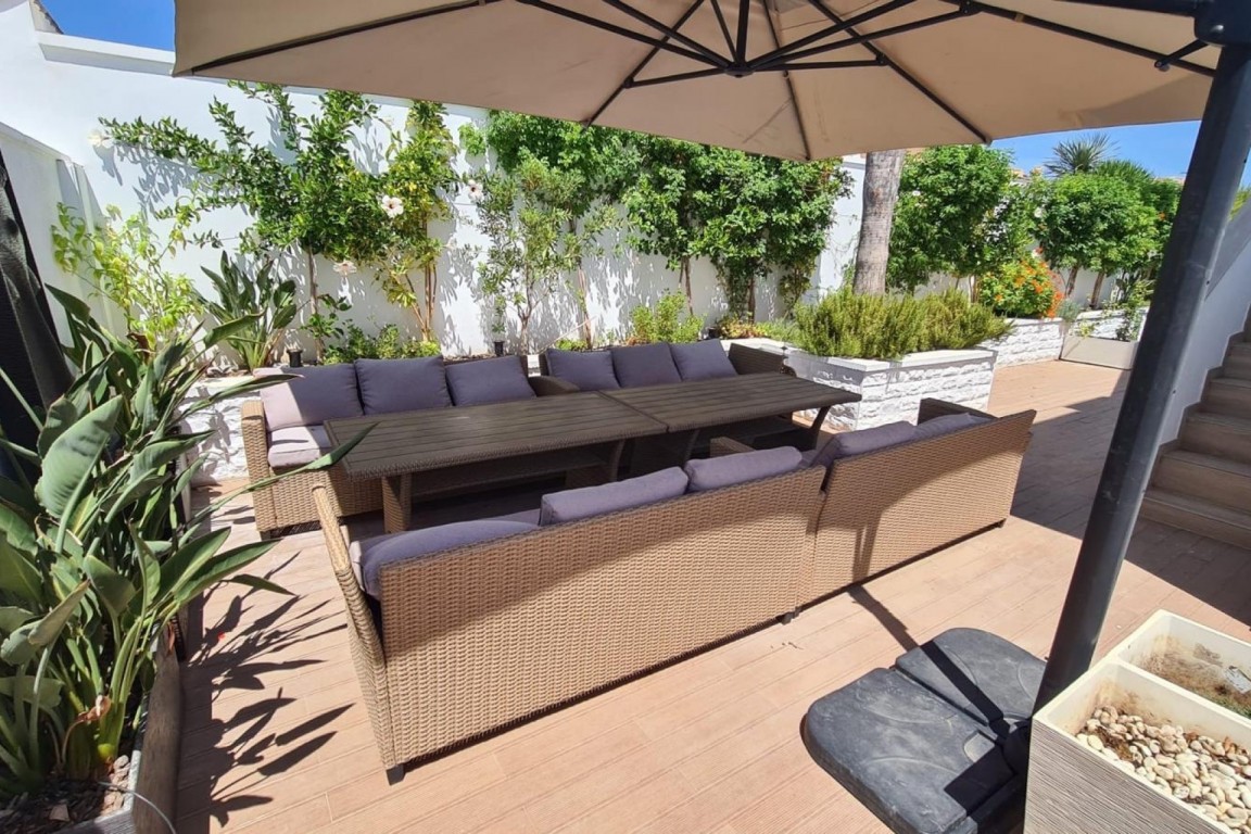 Vollständig renovierte 4-Zimmer-Villa mit Privatschwimmbad in Doña Pepa