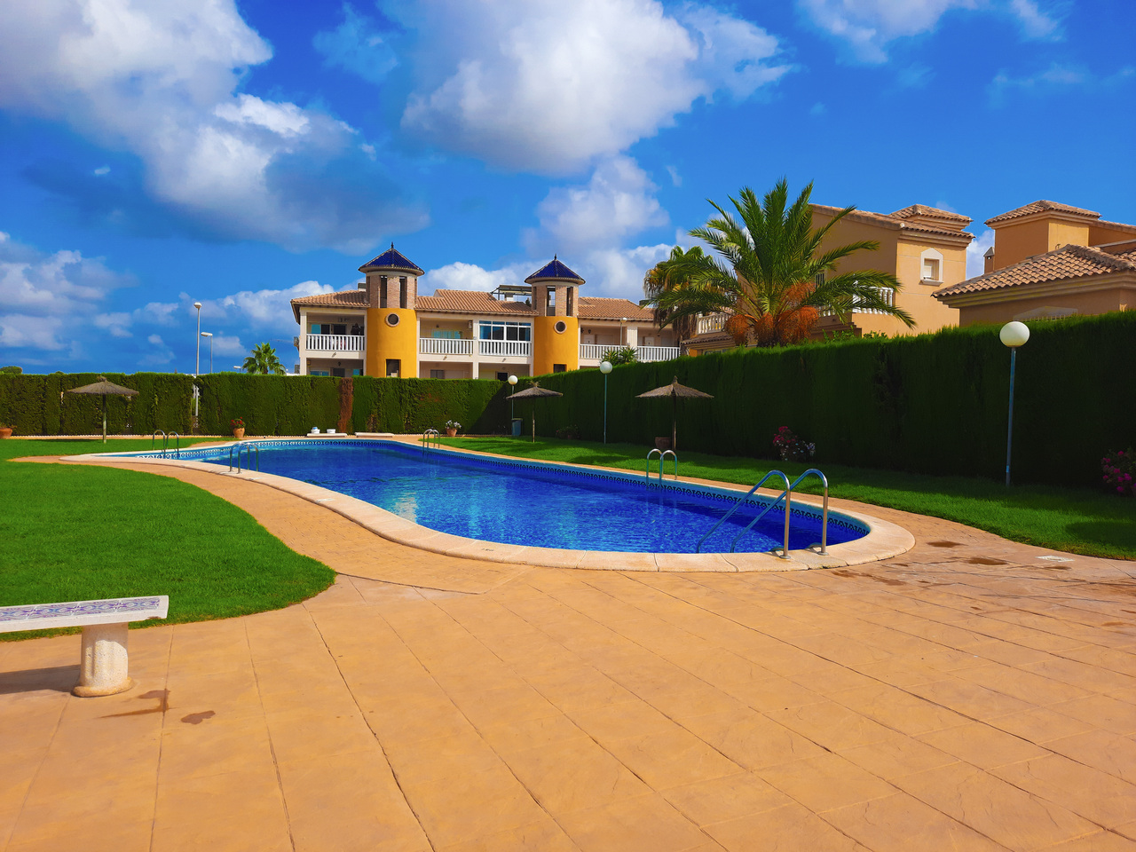 Master bedroom in apartment for sale in Villamartin