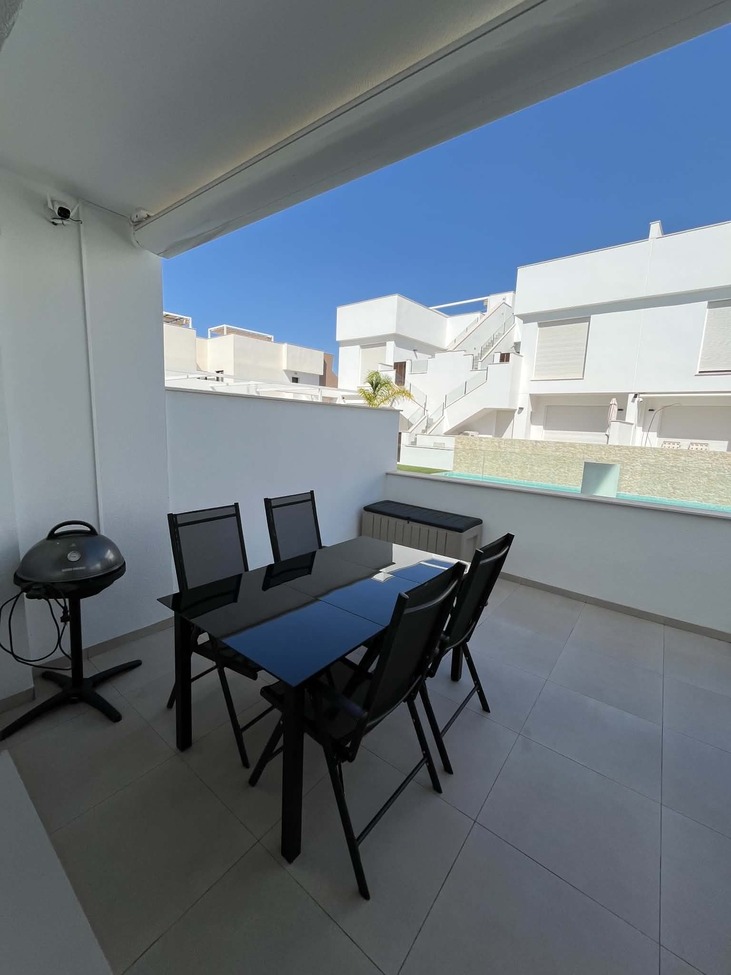 Bedroom in bungalow for sale in Pilar de La Horadada