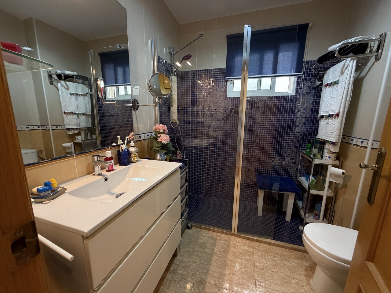 Bathroom in apartment for sale in Pilar de La Horadada