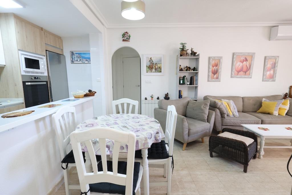 Bedroom in bungalow for sale in Orihuela Costa