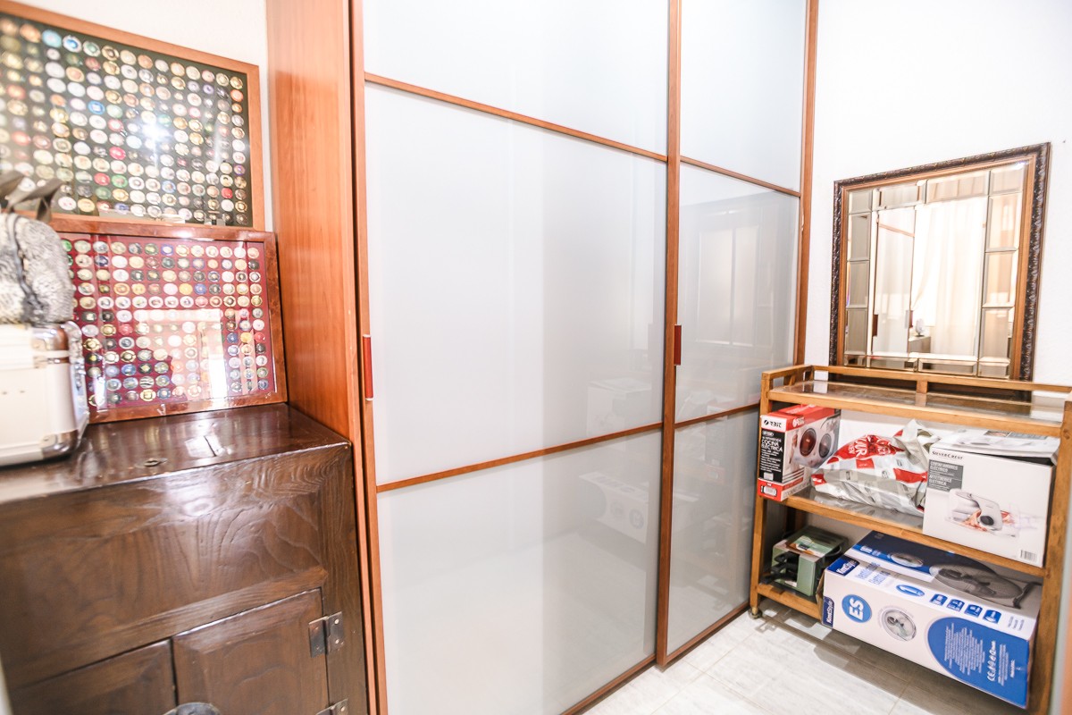 Terrace in apartment for sale in Alicante