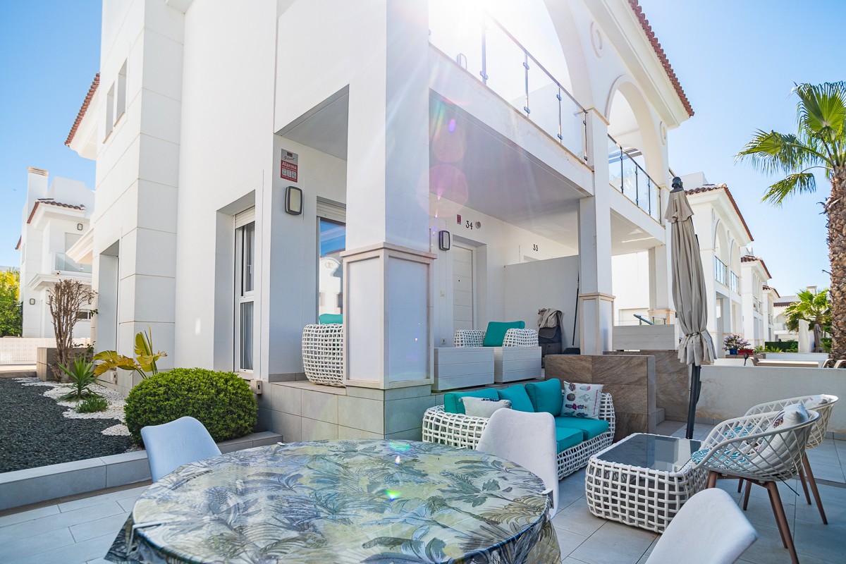 Terrace in villa for sale in Ciudad Quesada