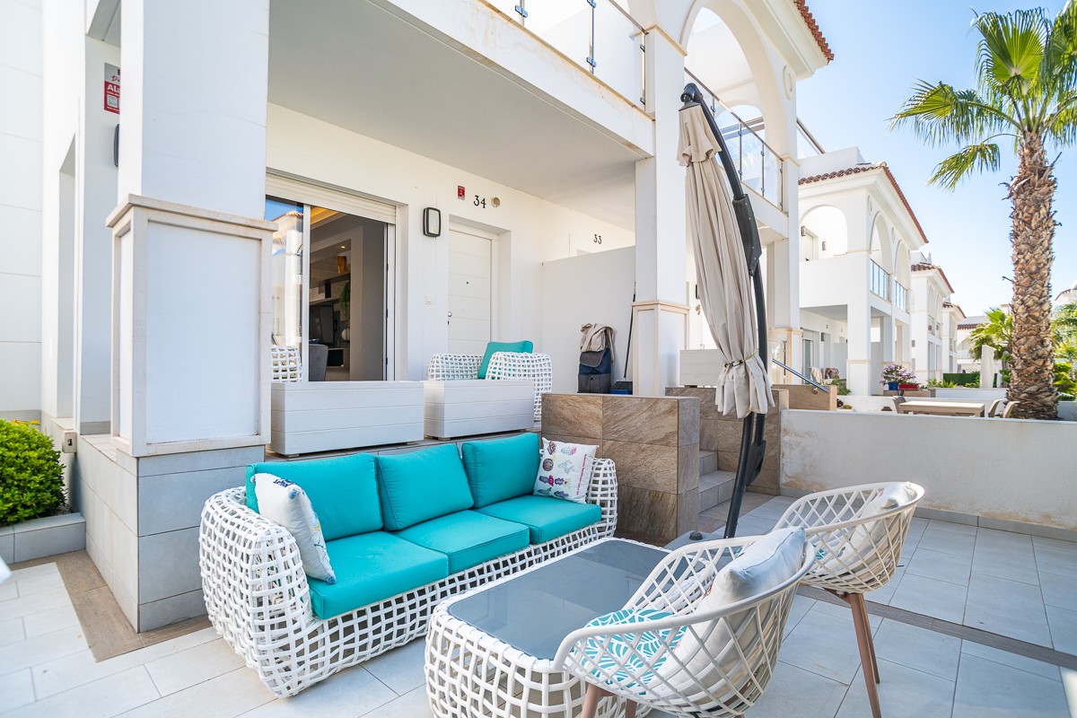Pool area in villa for sale in Ciudad Quesada