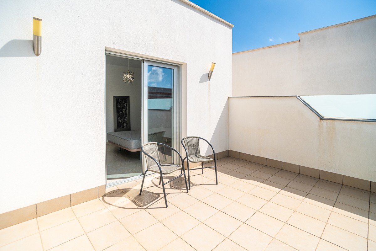 Pool area in villa for sale in San Pedro del Pinatar