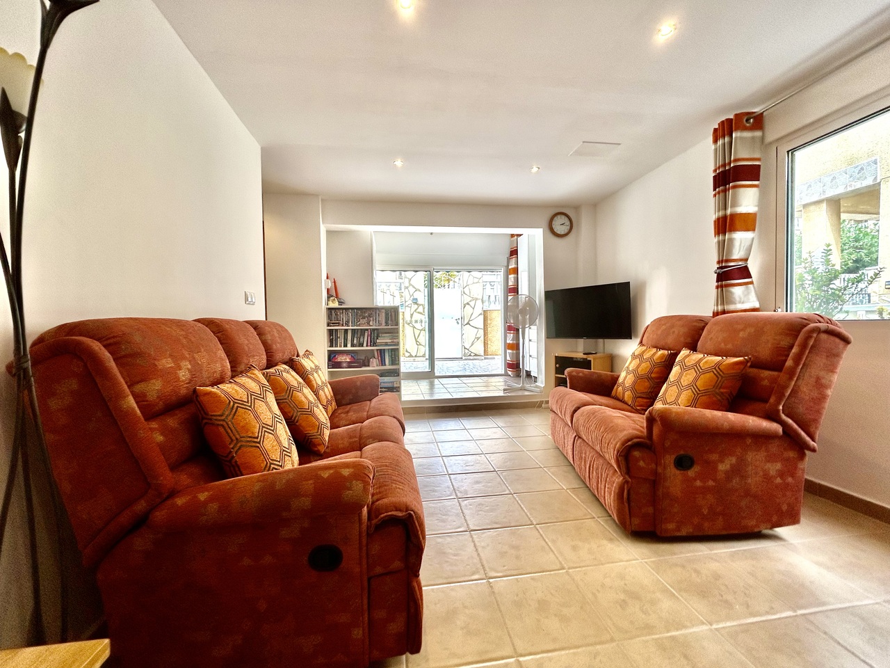 Pool area in villa for sale in Villamartin