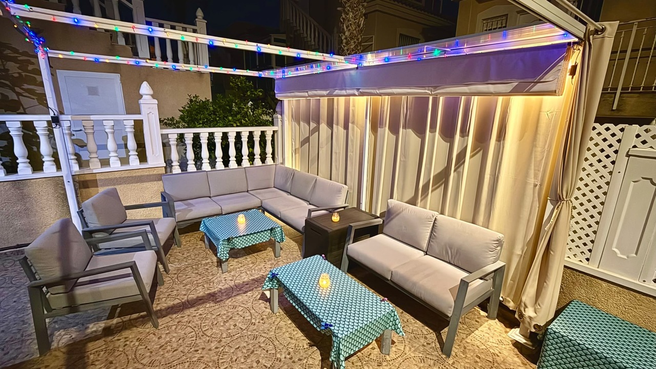 Exterior view in villa for sale in Villamartin