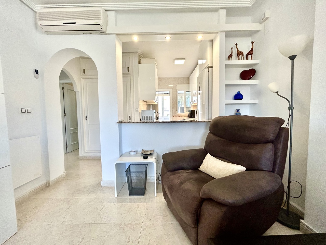 Pool area in villa for sale in Villamartin