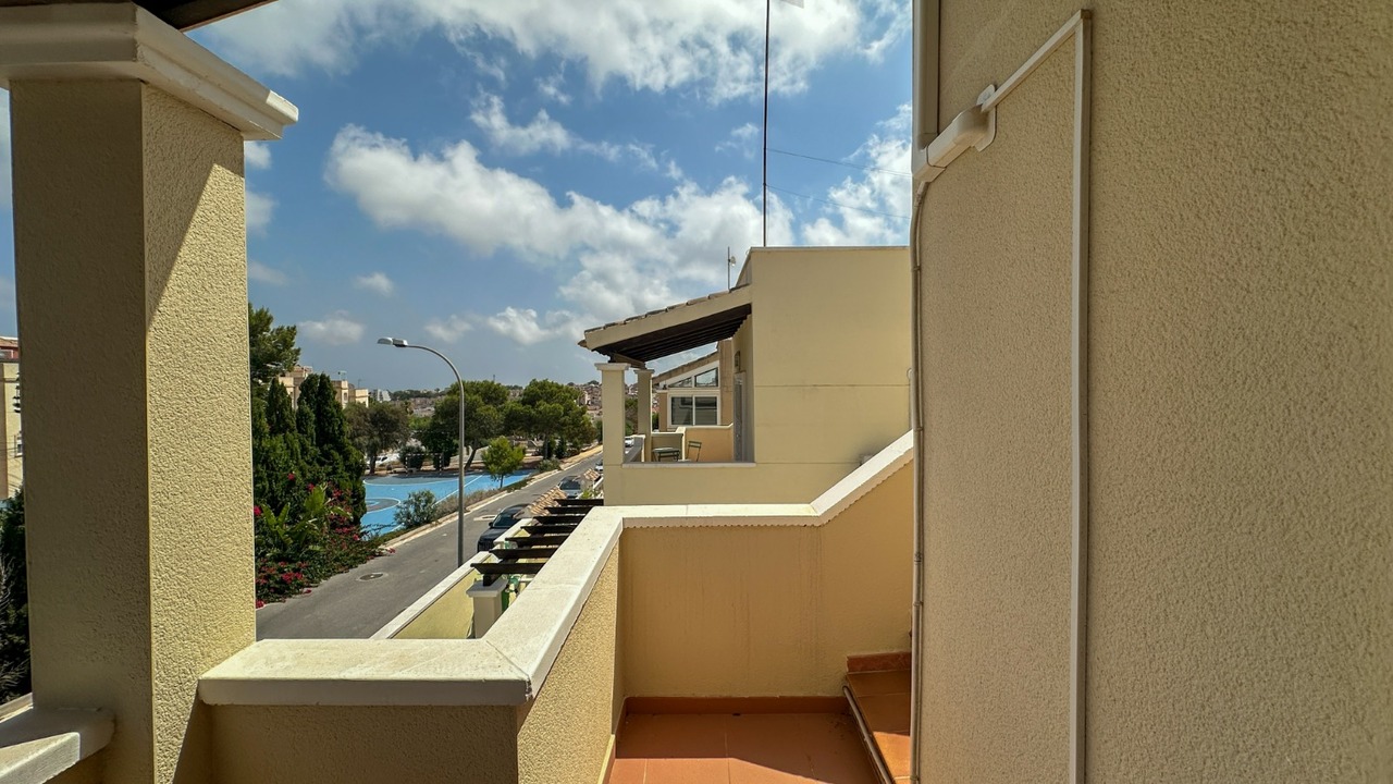 Living room in villa for sale in Villamartin