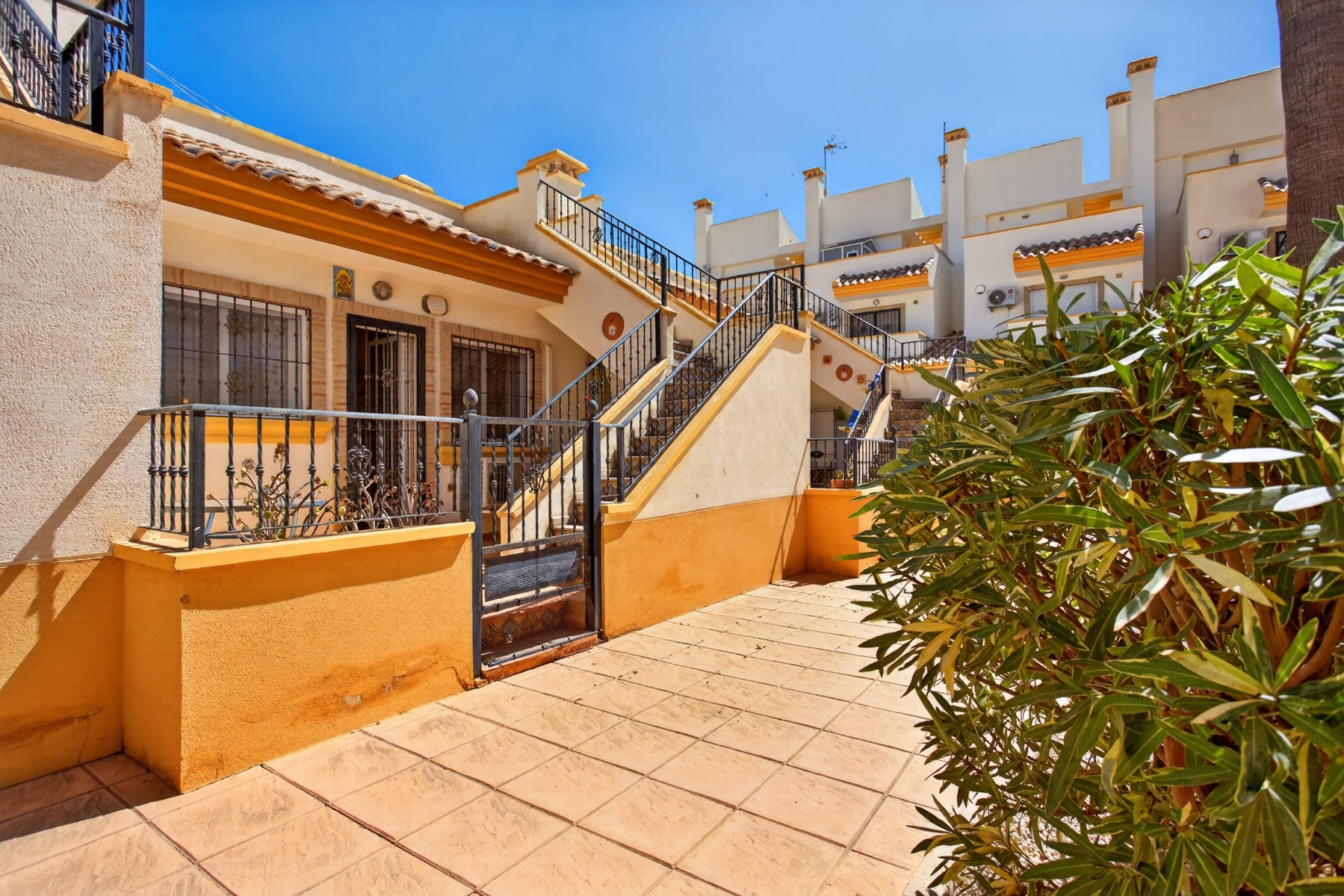 Kitchen in villa for sale in Orihuela Costa