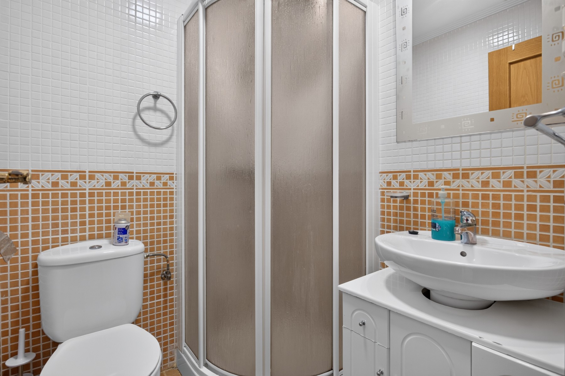 Bedroom in villa for sale in Orihuela Costa