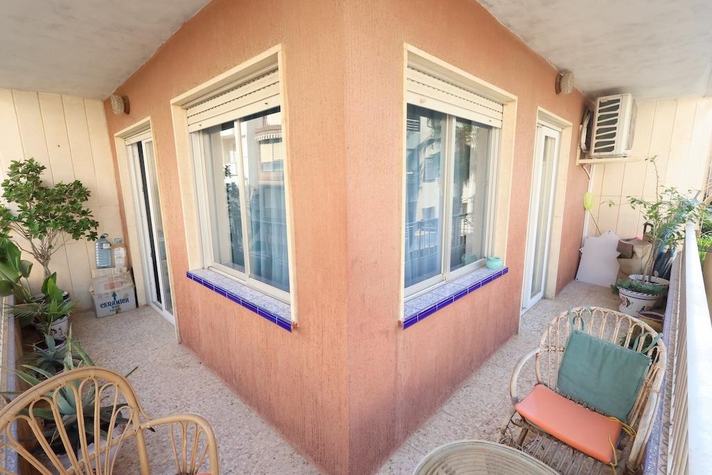 Kitchen in apartment for sale in Torrevieja