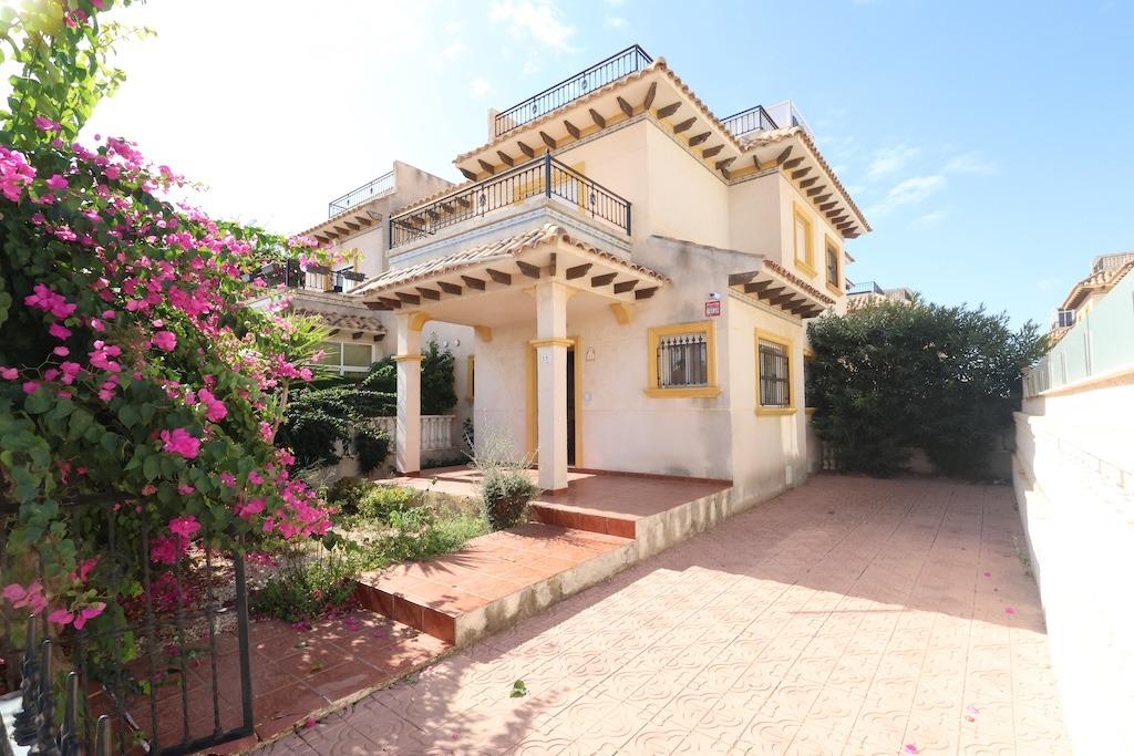 Playa Flamenca, townhouse in the Villas San Jose Residential Complex