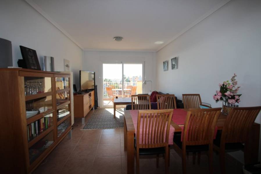 Penthouse in Dehesa de Campoamor with a private 112 m2 solarium and spectacular views of the sea