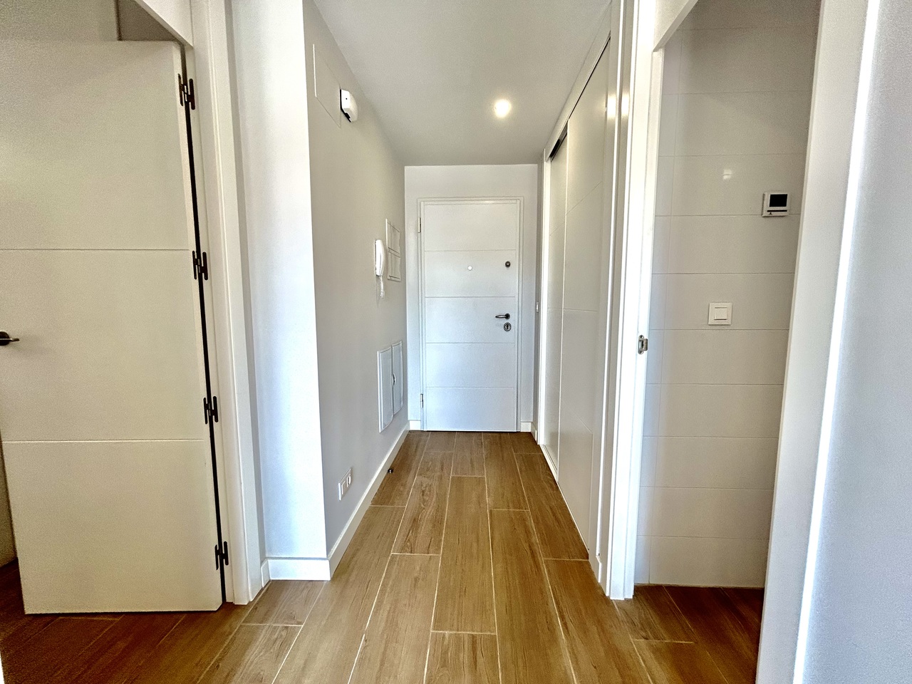 Master bedroom in apartment for sale in Villamartin