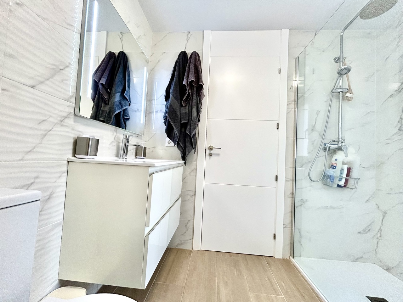 Pool area in apartment for sale in Villamartin
