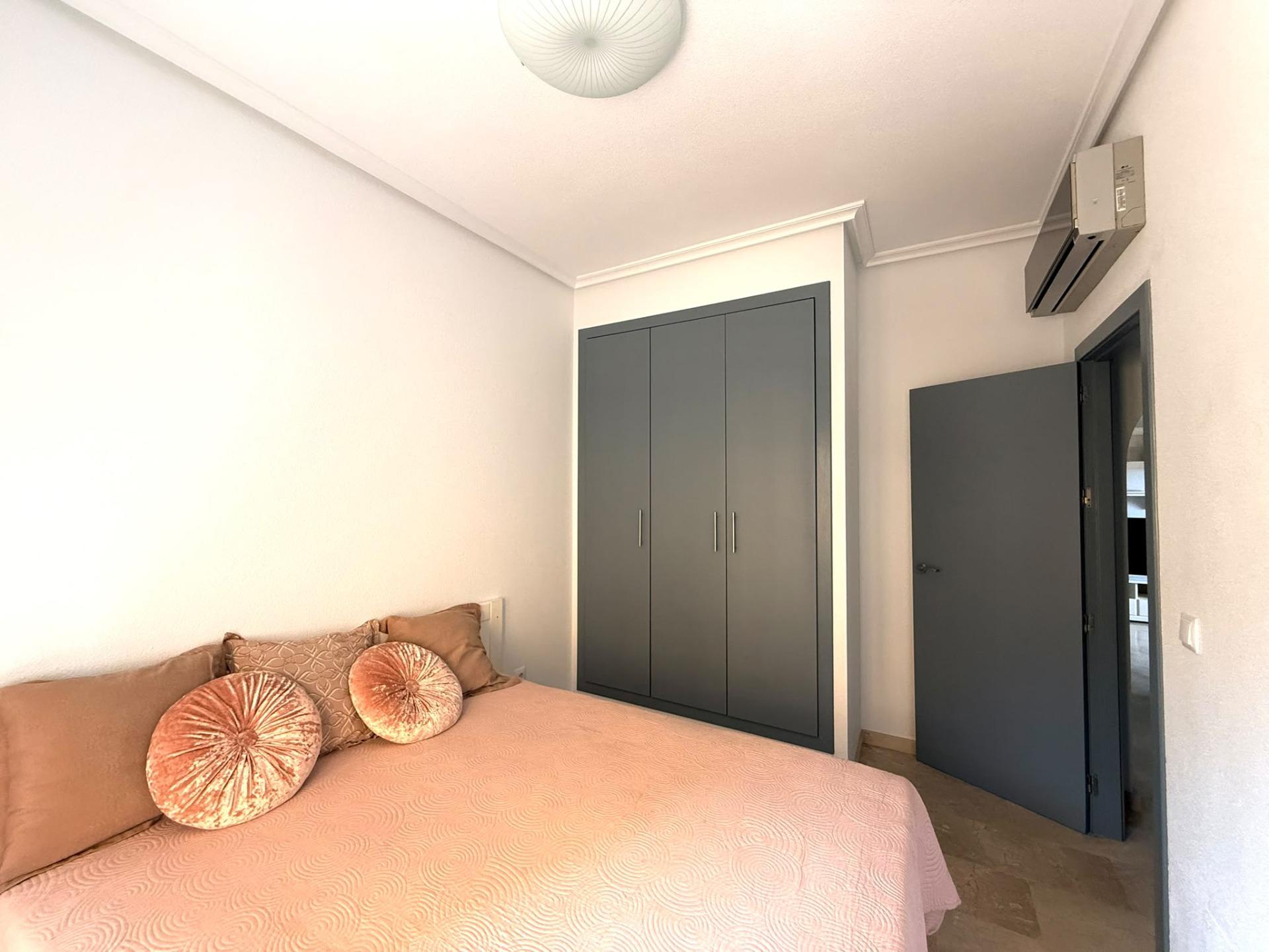Master bedroom in bungalow for sale in Orihuela Costa