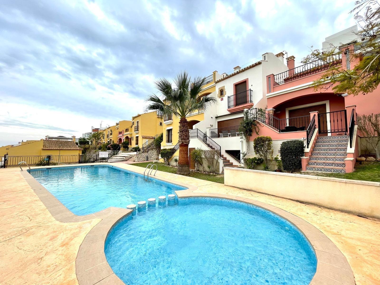 Exterior view in bungalow for sale in Orihuela Costa
