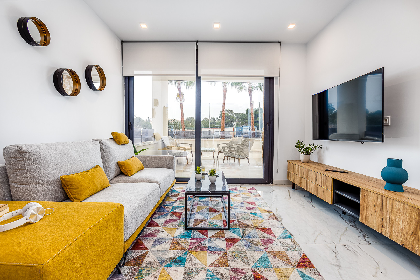Living room in apartment for sale in Elche