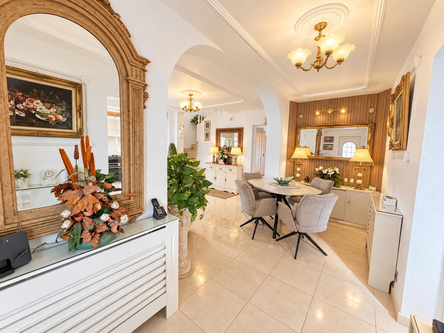 Bathroom in villa for sale in Orihuela Costa