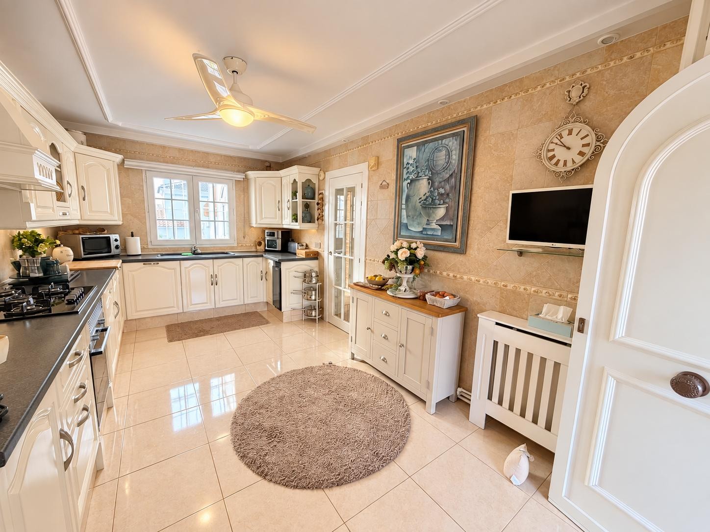 Exterior view in villa for sale in Orihuela Costa